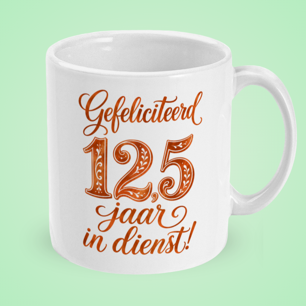 Mok ‘Gefeliciteerd, 12,5 jaar in dienst!’ – koperkleurig